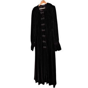 Pyramid Collection Black Velvet Hooded Cloak Size Large Witch Goth Renaissance